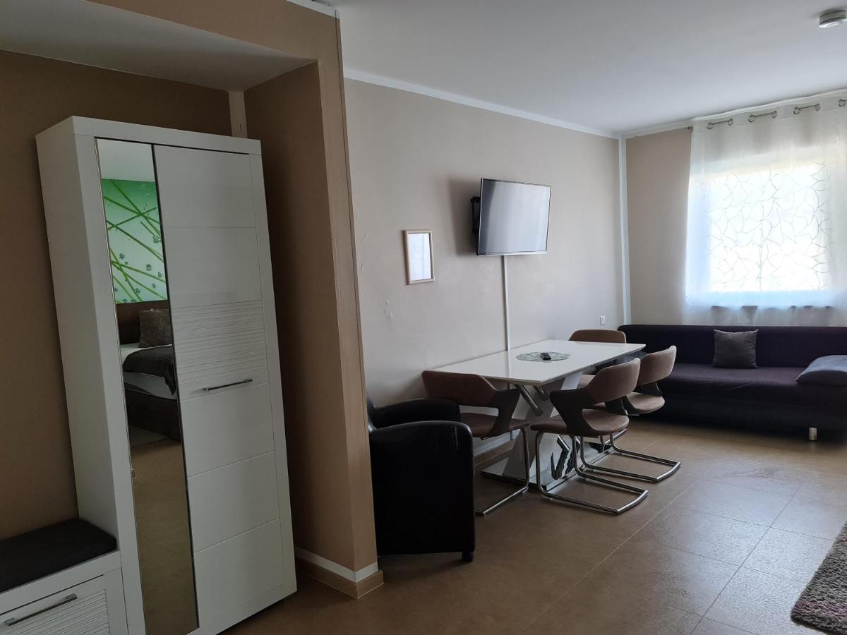 Aparthotel Magnolia Oberursel Bagian luar foto