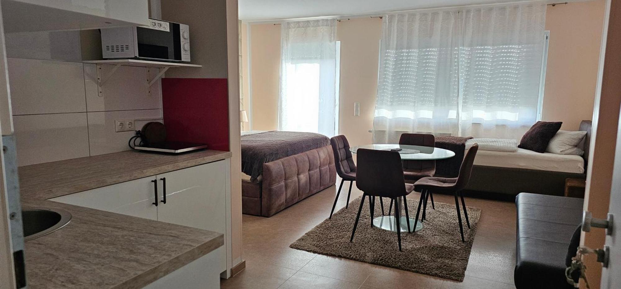 Aparthotel Magnolia Oberursel Bagian luar foto