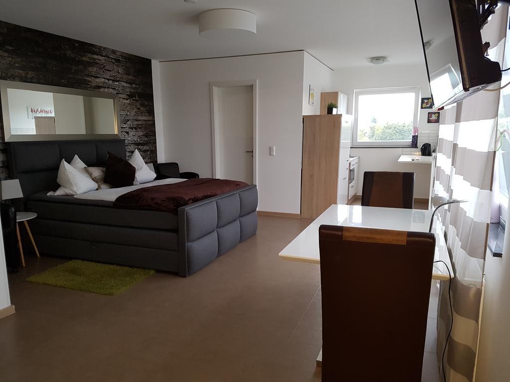 Aparthotel Magnolia Oberursel Bagian luar foto