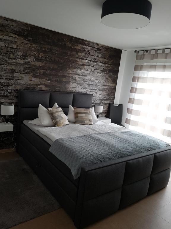 Aparthotel Magnolia Oberursel Bagian luar foto