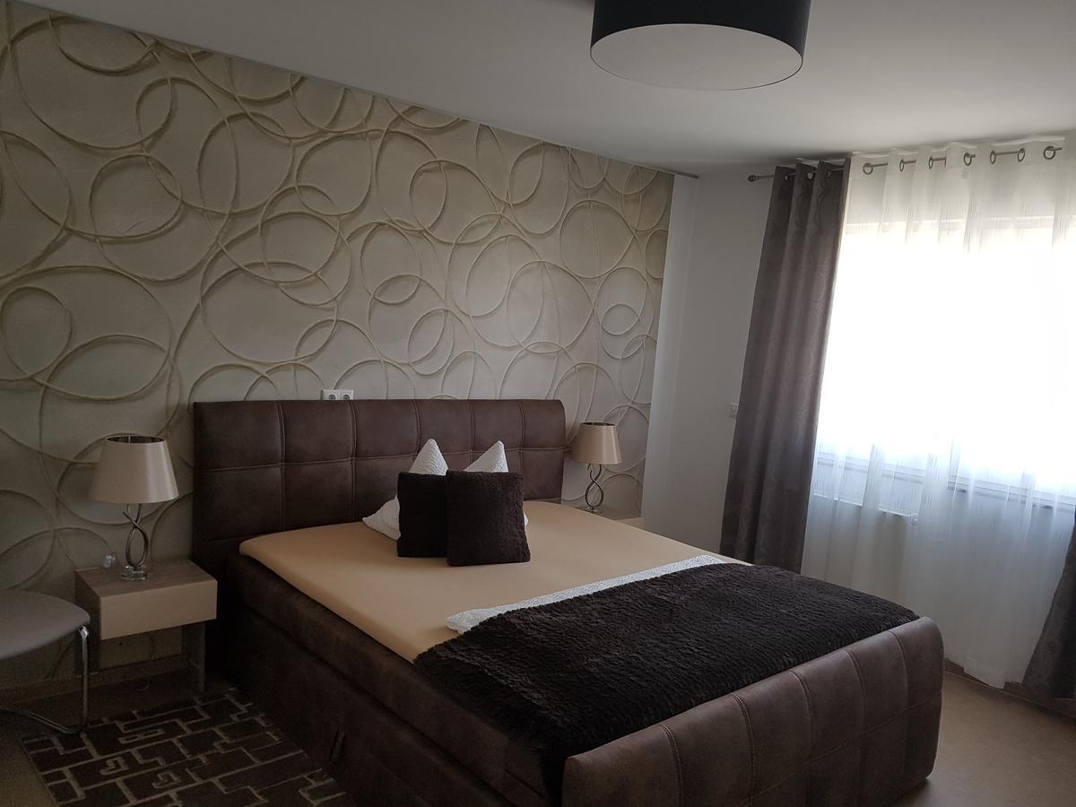 Aparthotel Magnolia Oberursel Bagian luar foto